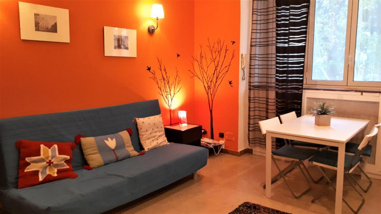 Isola Lagosta Apartment ميلان المظهر الخارجي الصورة